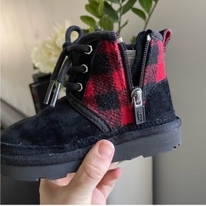 Size 8 toddler black and red Ugg boots!
